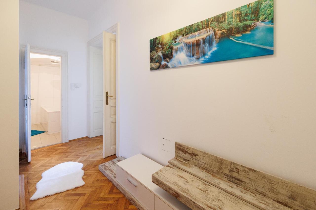 Central Apartment - Private Sauna Viena Exterior foto